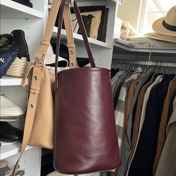 J Crew Berkeley Burgundy Leather Bucket Bag - Picture 3 of 12